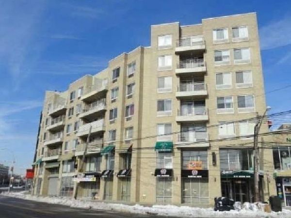 81-15 Queens , Unit 6L, Elmhurst, NY 11373