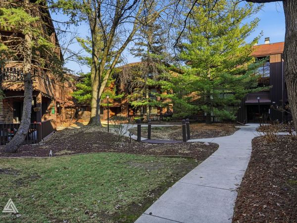 9609 Austin Avenue , Unit W3, Oak Lawn, IL 60453