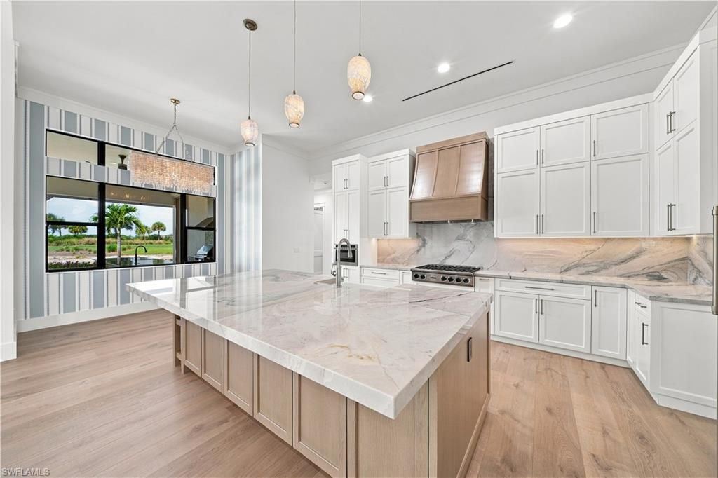 9273 Esplanade Blvd, Naples, FL 34119 Photo