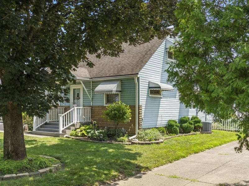 400 Maple Drive , Columbus, OH 43228 Photo 5