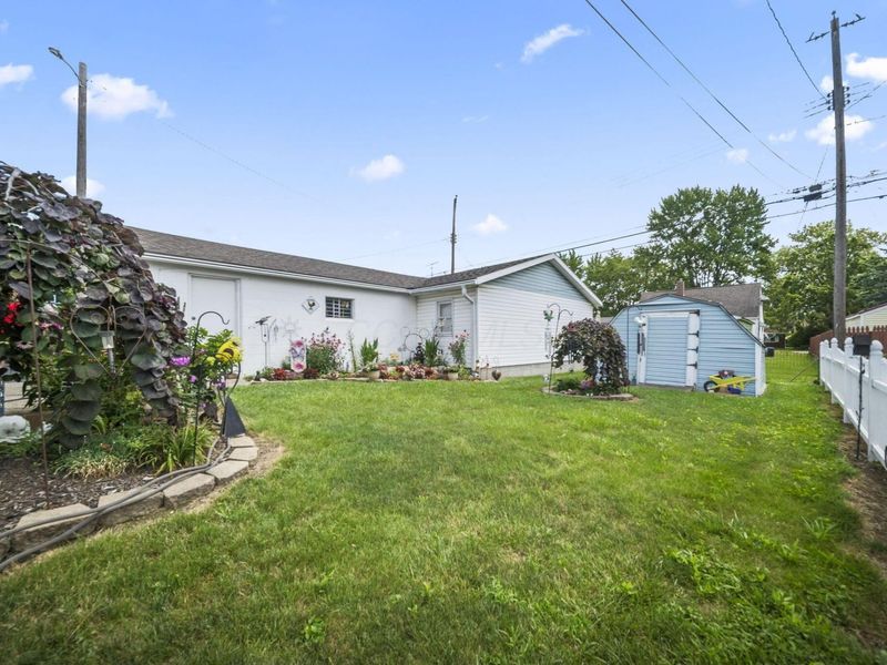 400 Maple Drive , Columbus, OH 43228 Photo 59