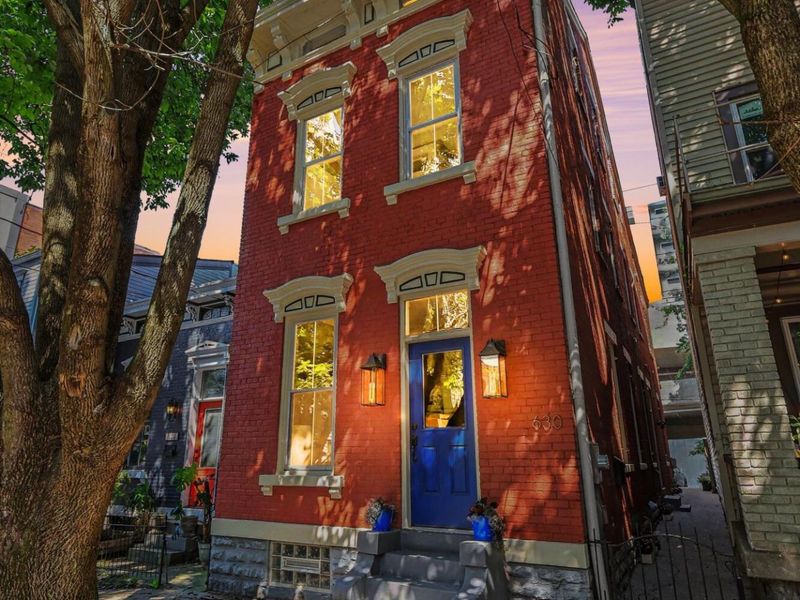630 Bakewell Street, Covington, KY 41011 Photo 2
