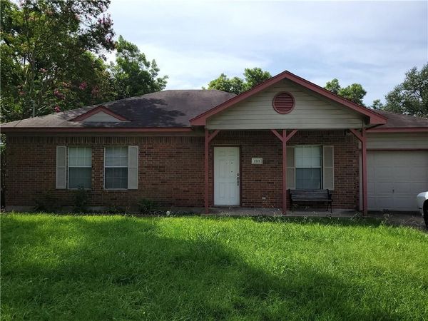 1501 Prather ST, Taylor, TX 76574