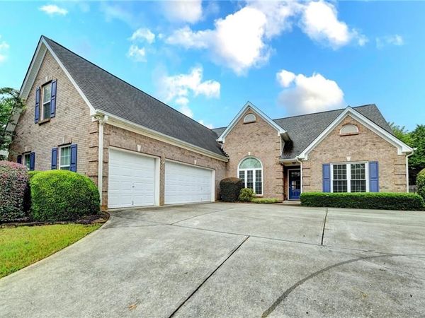3545 Stoneleigh Run Drive, Buford, GA 30519