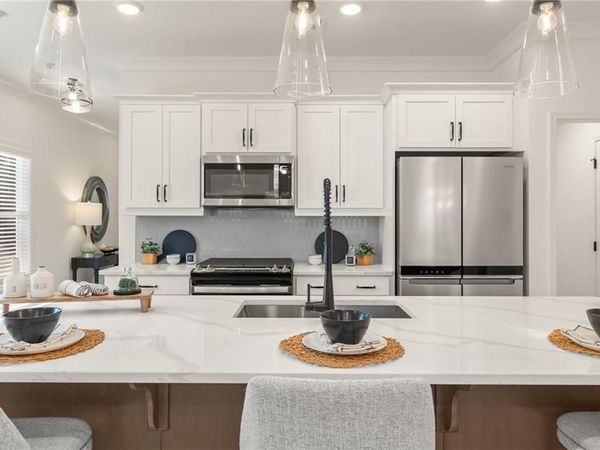 541 Feldspar Way, Lawrenceville, GA 30043