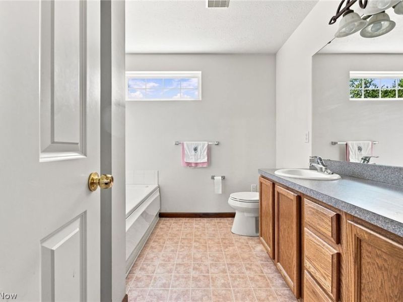 553 Fair Street, Berea, OH 44017 Photo 19