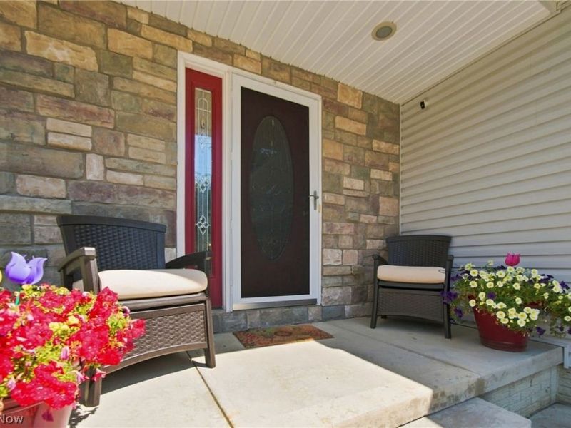 553 Fair Street, Berea, OH 44017 Photo 2