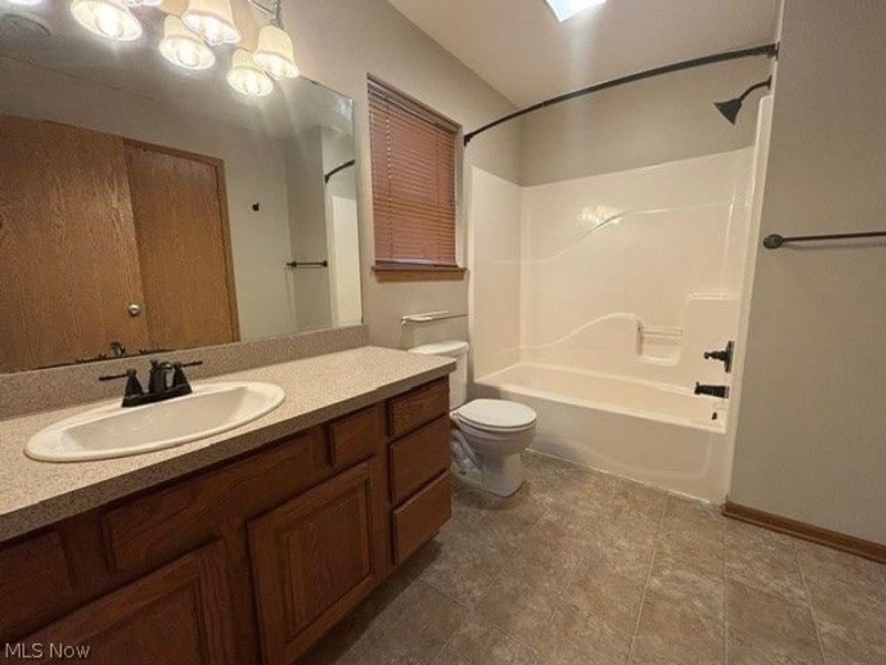 1794 Wakefield Drive, Akron, OH 44320 Photo 13