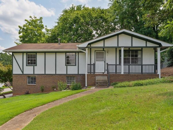 922 Wesley Drive , Hixson, TN 37343