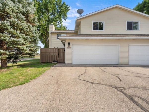 3550 Cloman Way E, Inver Grove Heights, MN 55076