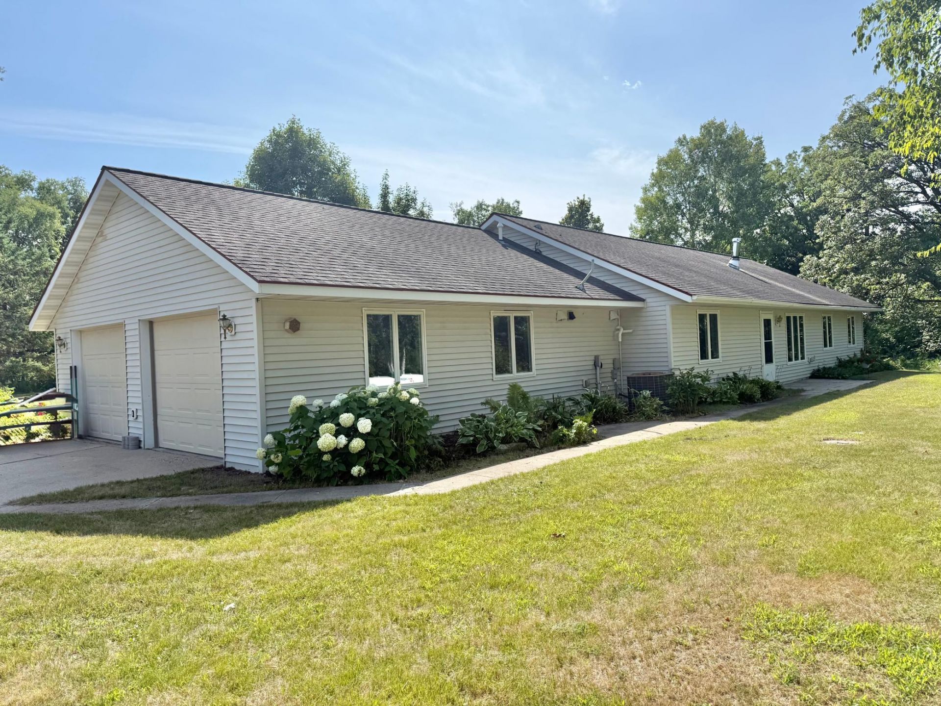19400 Woodland Circle, Detroit Lakes, MN 56501 Main Photo