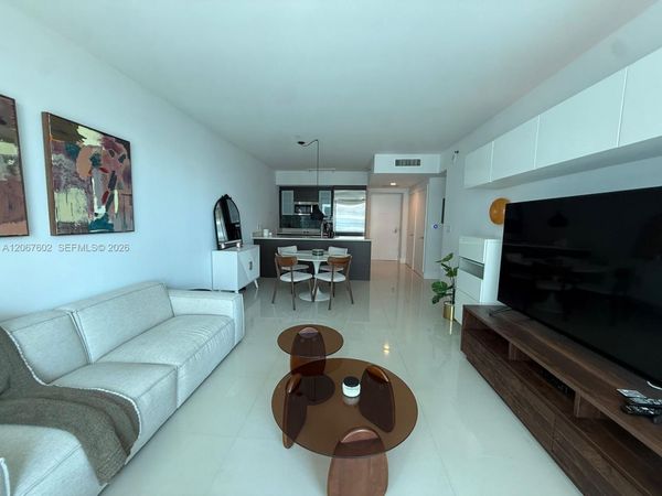 500 Brickell Ave, Unit 2706, Miami, FL 33131