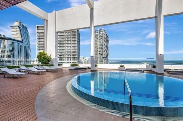 500 Brickell Ave, Unit 2706, Miami, FL 33131 Photo