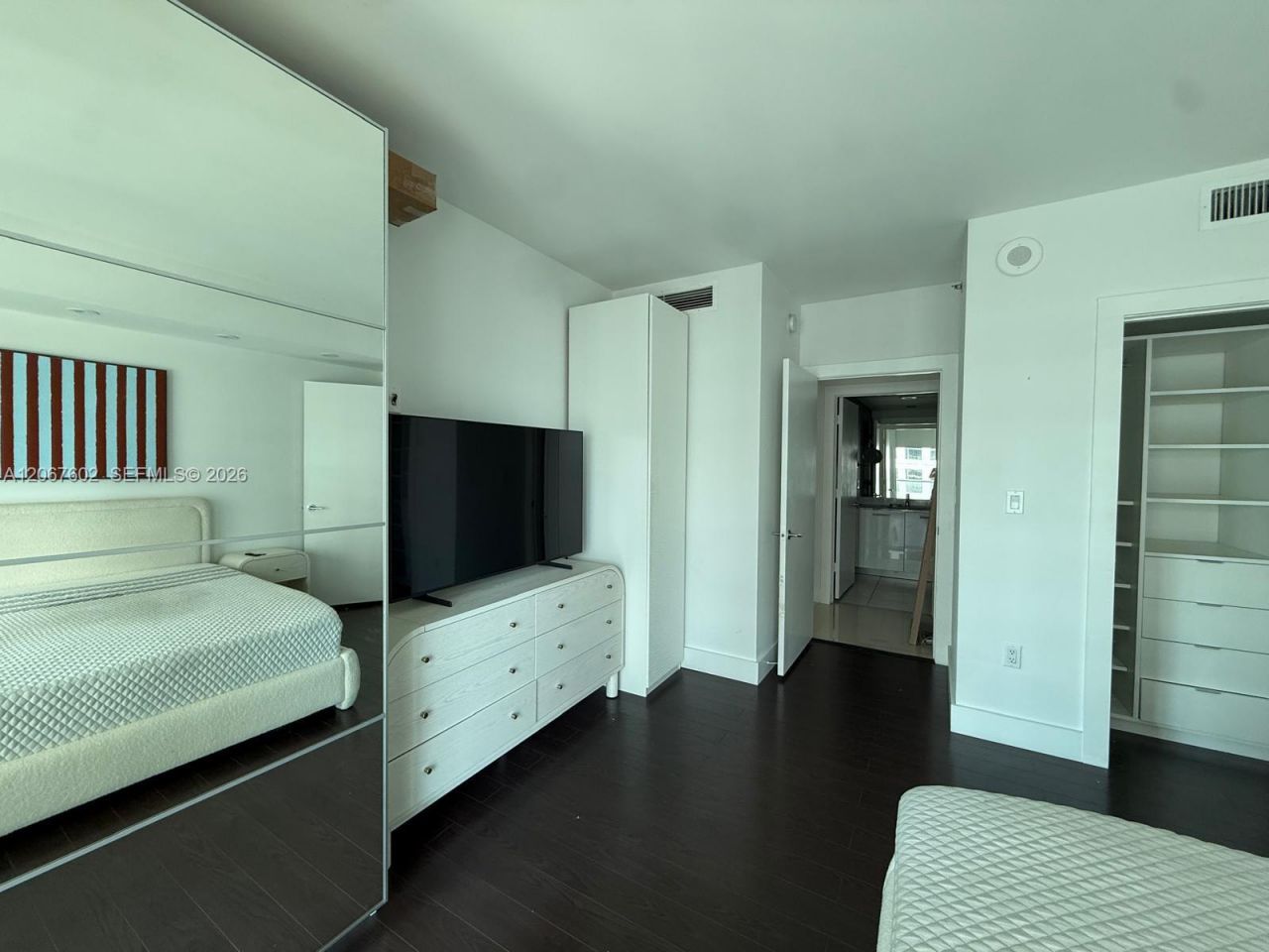 500 Brickell Ave, Unit 2706, Miami, FL 33131 Photo