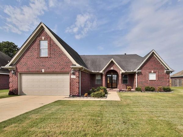 844 Bayou Vista Drive, Marion, AR 72364