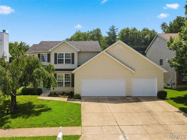 1032 Golden Orchard Drive, O'Fallon, MO 63368