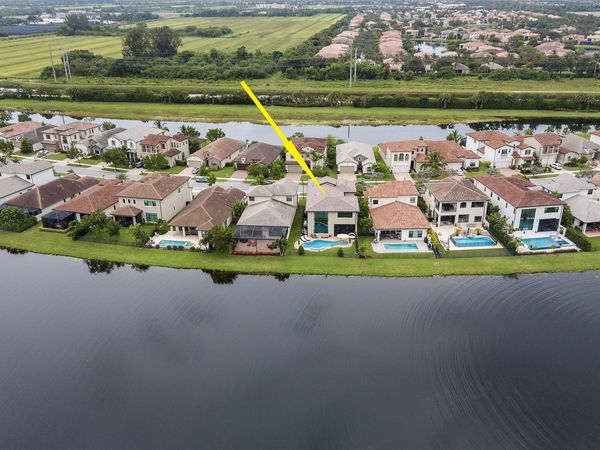 8484 GRAND PRIX Lane, Boynton Beach, FL 33472