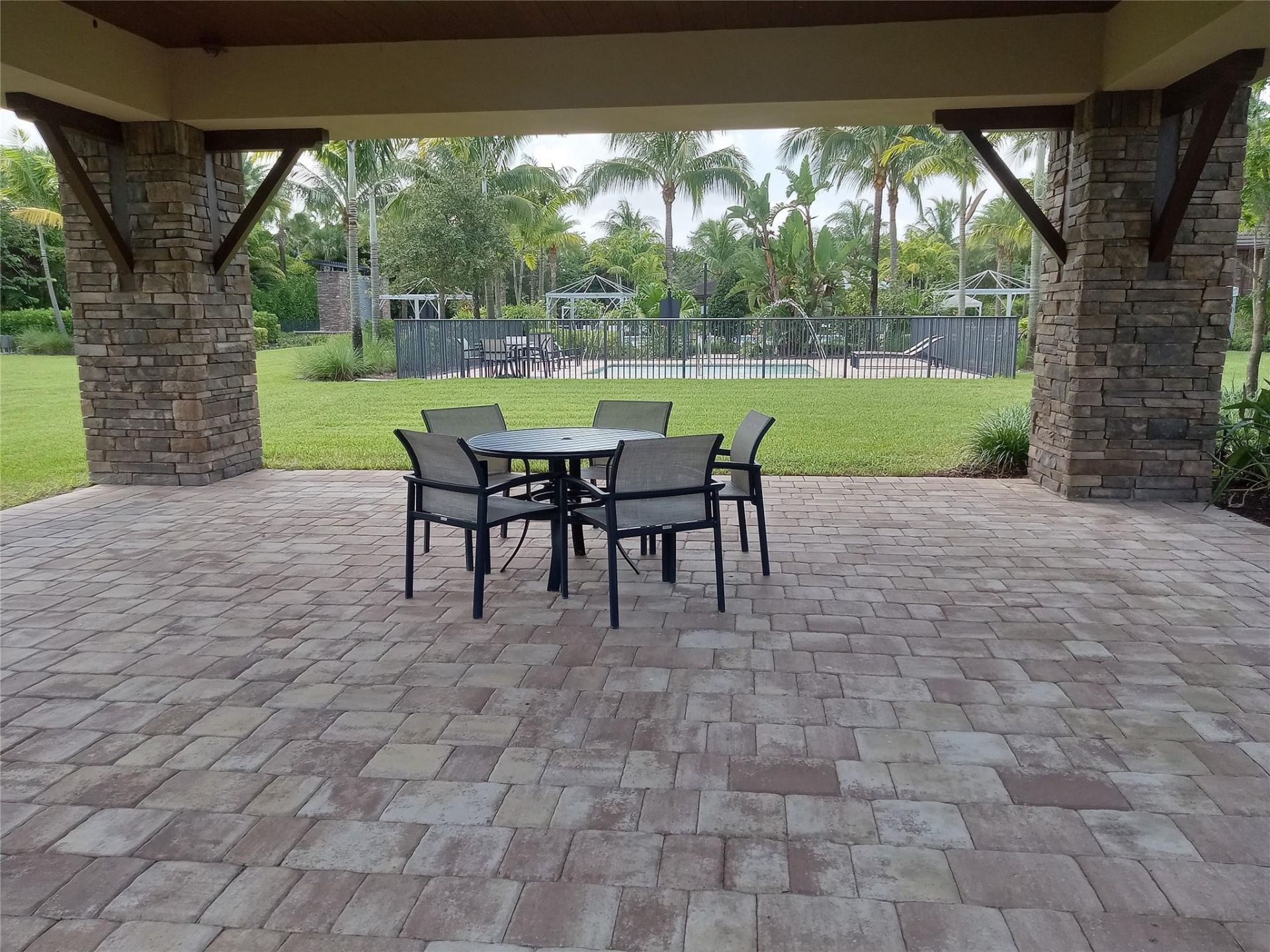 8484 Grand Prix Lane, Boynton Beach, FL 33472 Photo