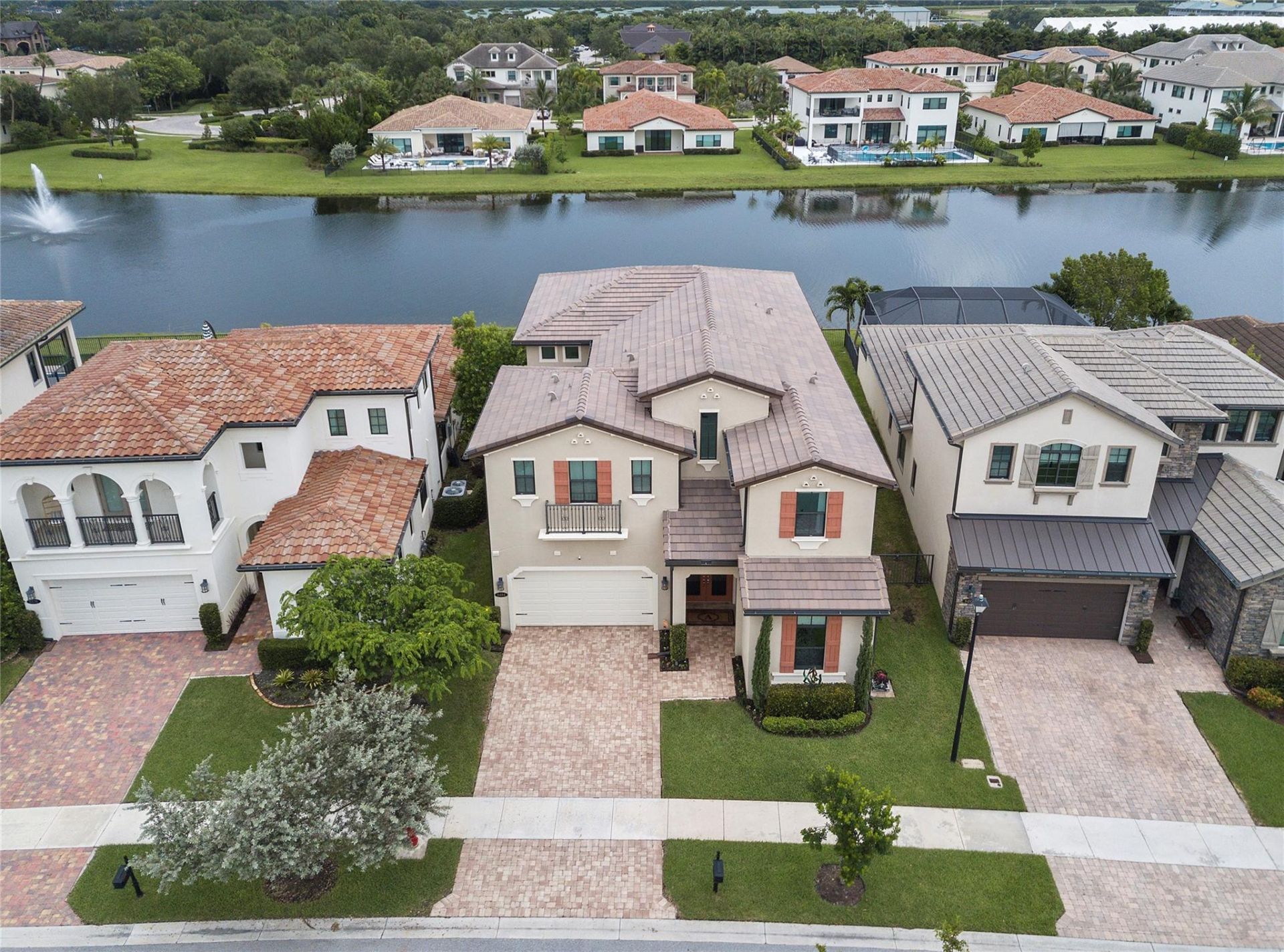 8484 Grand Prix Lane, Boynton Beach, FL 33472 Photo