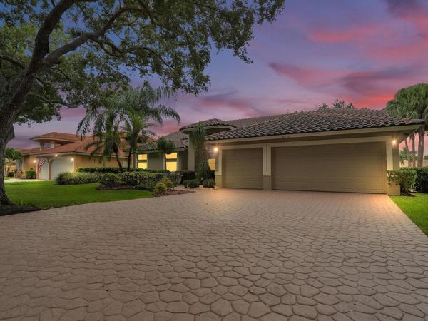 4850 NW 95TH Drive, Coral Springs, FL 33076