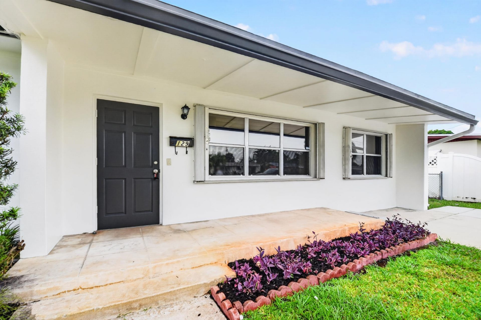 129 Greenbrier Drive, Palm Springs, FL 33461 Photo