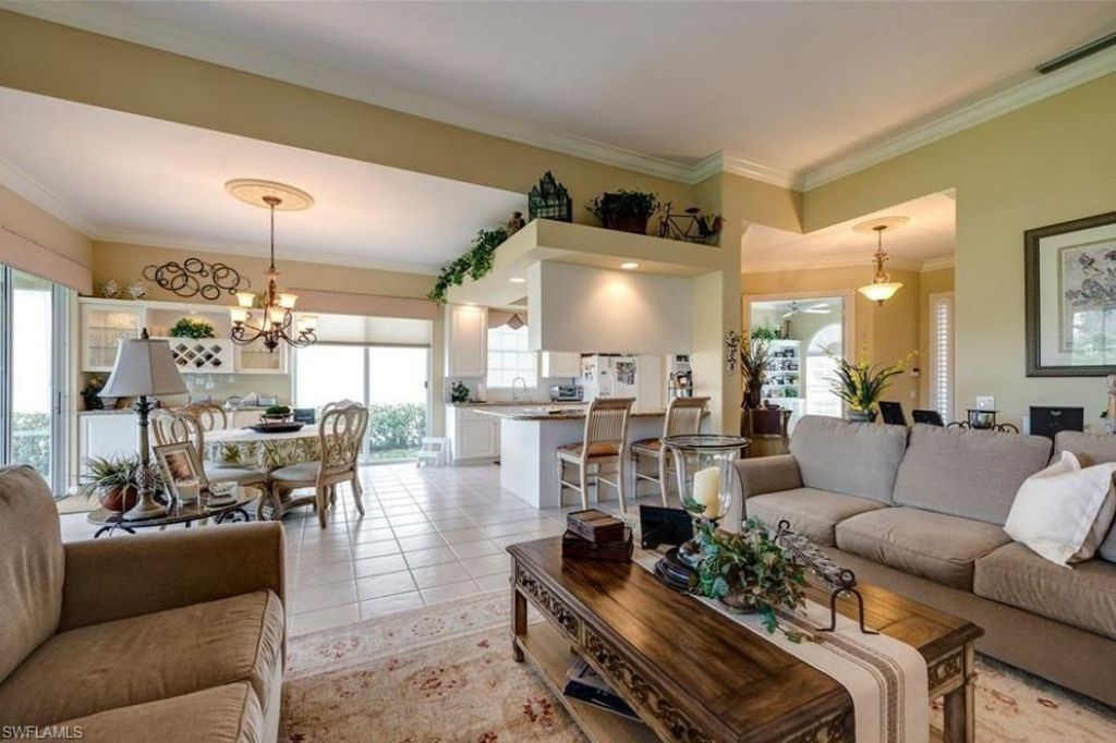 3917 Isla Ciudad Ct, Naples, FL 34109 Photo