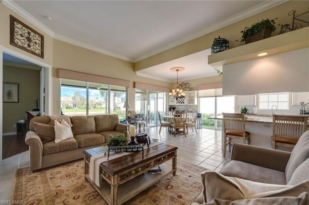 3917 Isla Ciudad Ct, Naples, FL 34109 Photo