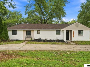 3636 S 33RD Street, Lincoln, NE 68506