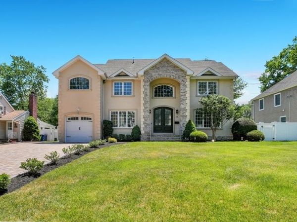 49 Hall Dr, Clark, NJ 07066