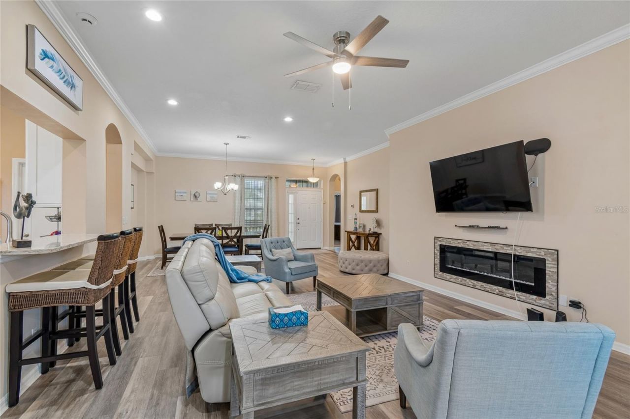 1119 Villeroy Drive, Sun City Center, FL 33573 Photo