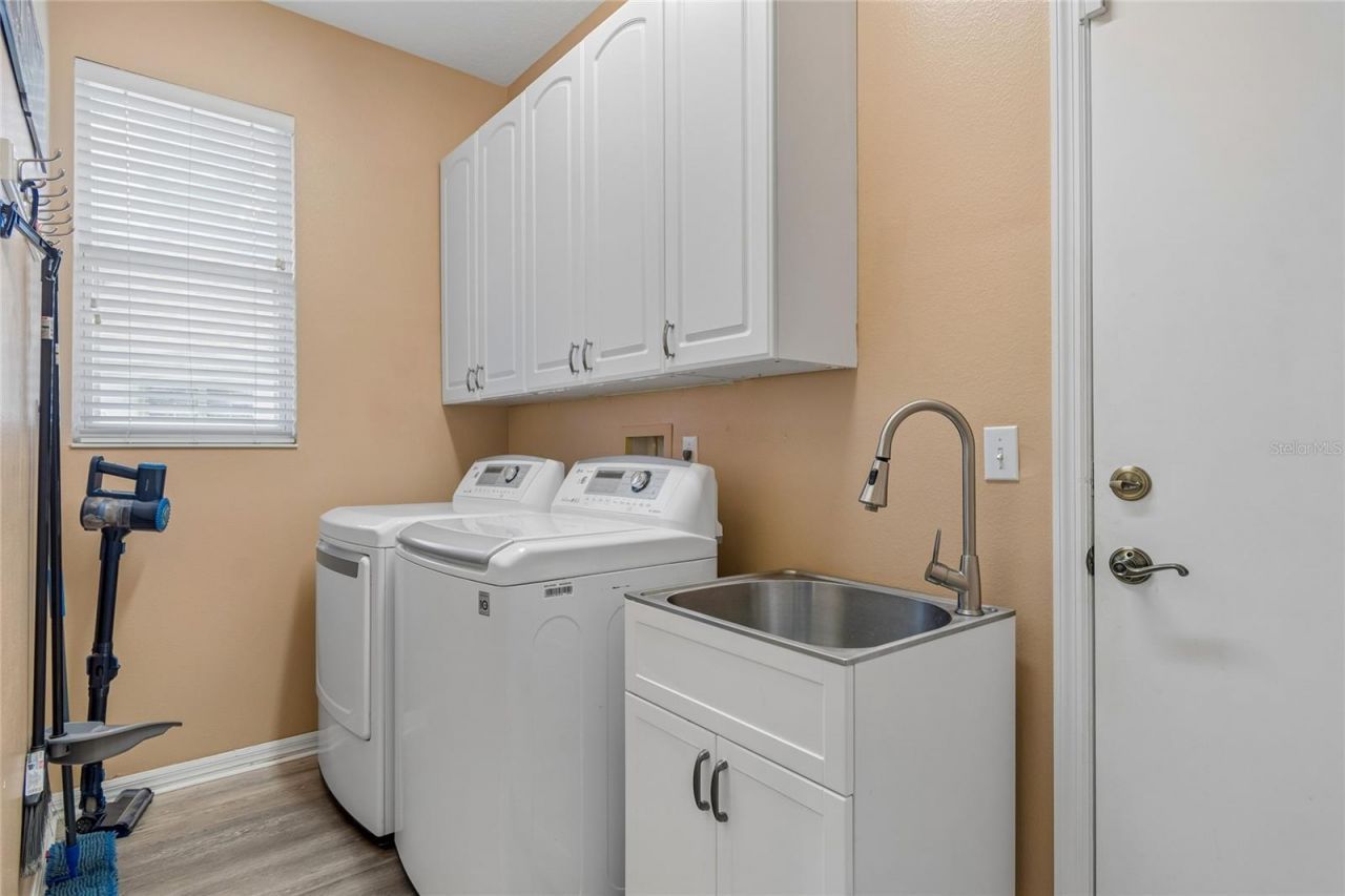 1119 Villeroy Drive, Sun City Center, FL 33573 Photo