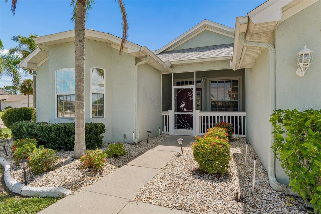1119 Villeroy Drive, Sun City Center, FL 33573 Photo