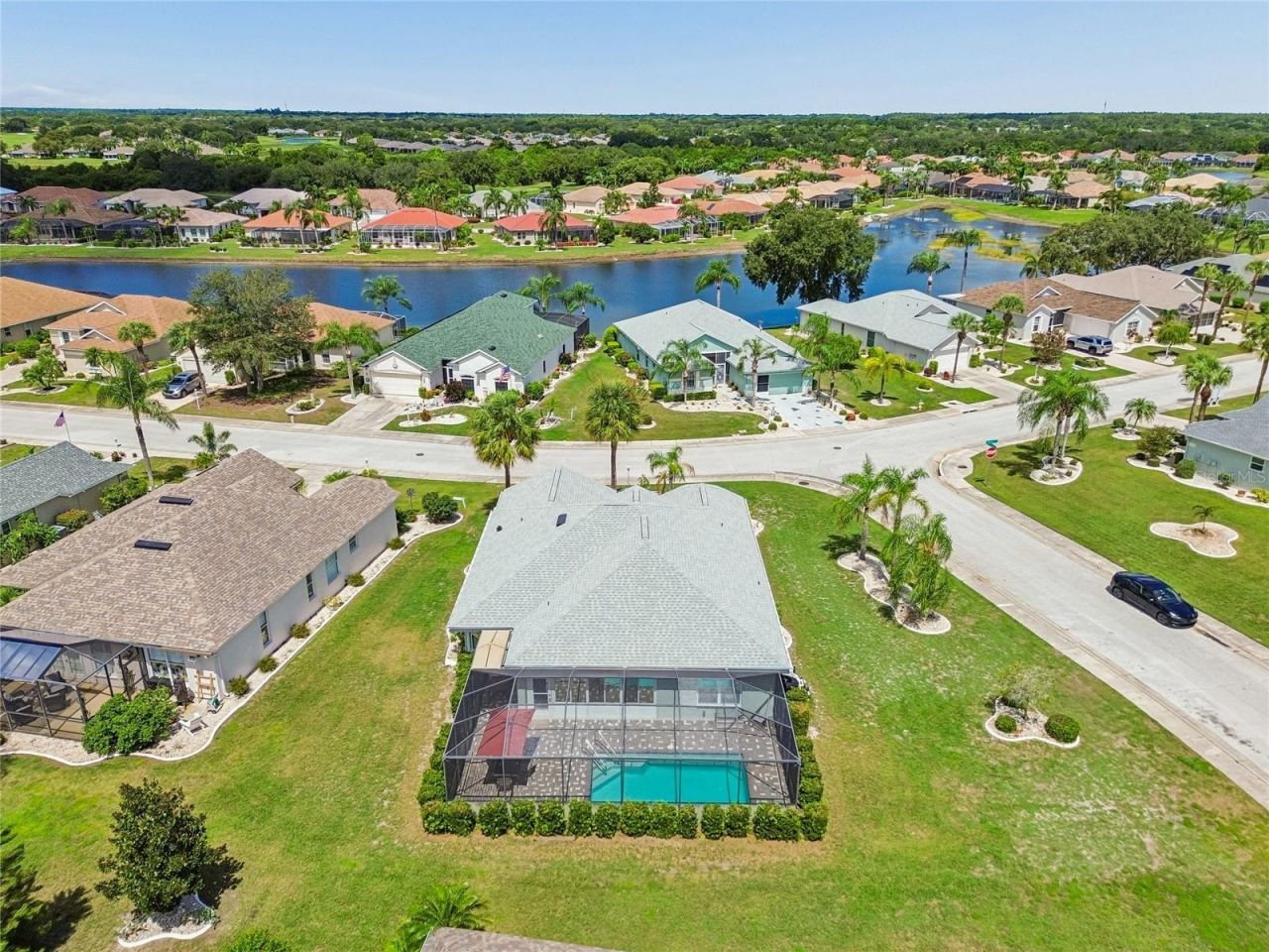 1119 Villeroy Drive, Sun City Center, FL 33573 Photo
