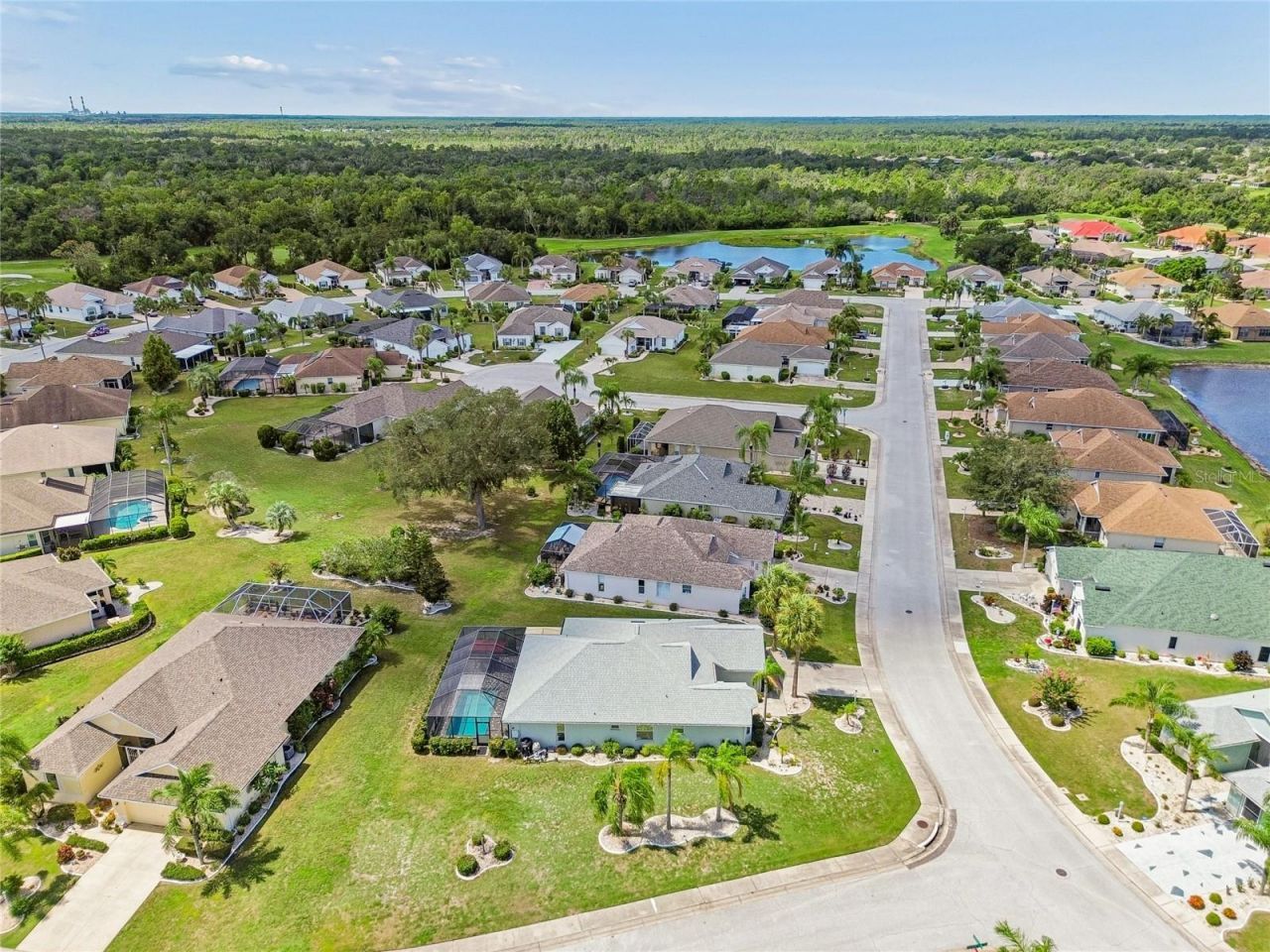1119 Villeroy Drive, Sun City Center, FL 33573 Photo
