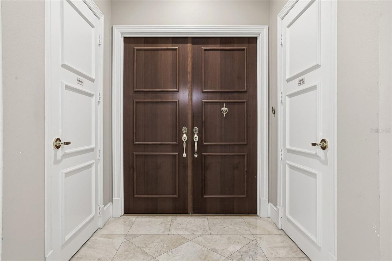 100 Beach Drive Ne, Unit 301, Saint Petersburg, FL 33701 Photo