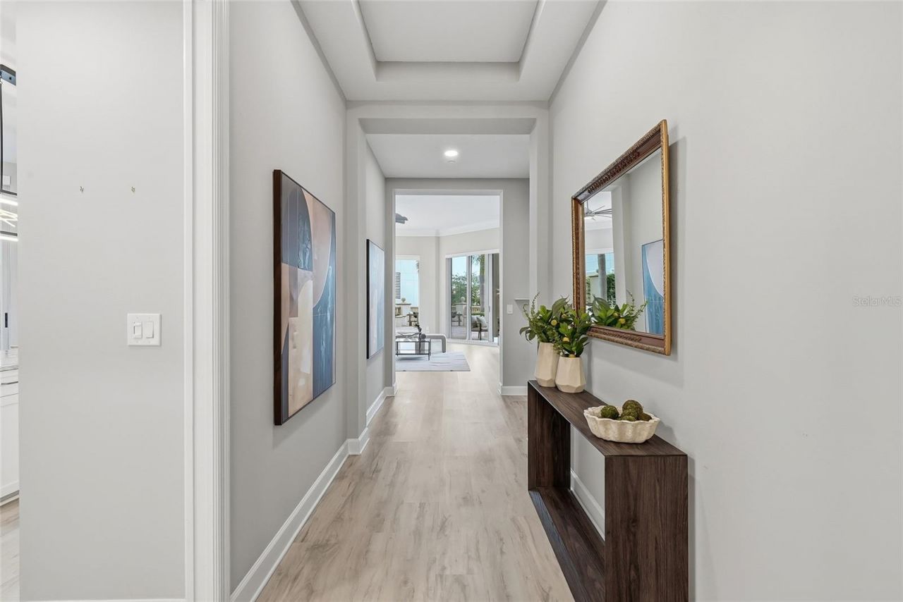 100 Beach Drive Ne, Unit 301, Saint Petersburg, FL 33701 Photo