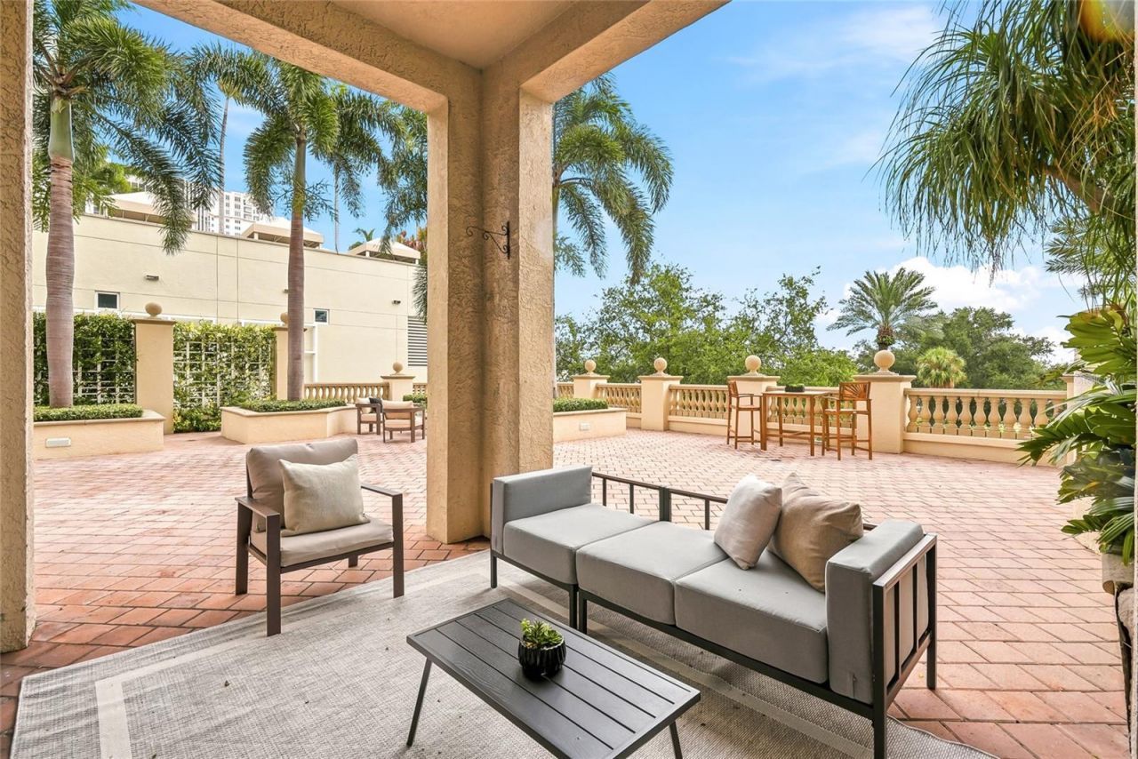 100 Beach Drive Ne, Unit 301, Saint Petersburg, FL 33701 Photo