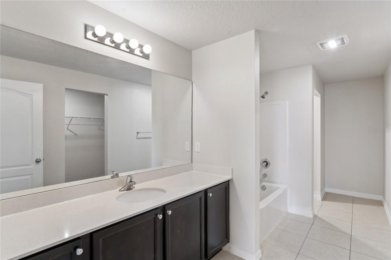2427 Caspian Drive, Lakeland, FL 33805 Photo