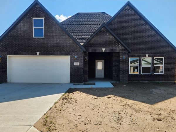 1912 Topaz Road , Pryor, OK 74361