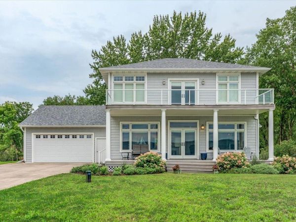 32297 Lakeview Drive, Lake City, MN 55041