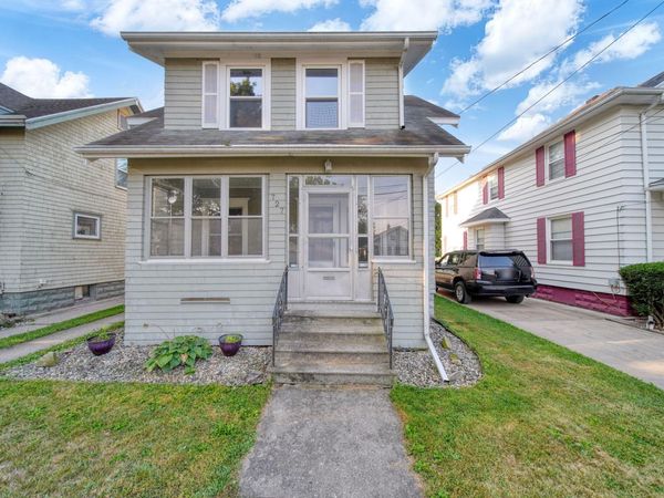 727 Union Street, Jackson, MI 49203