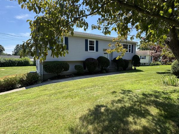 21 Weir, Branford, CT 06405