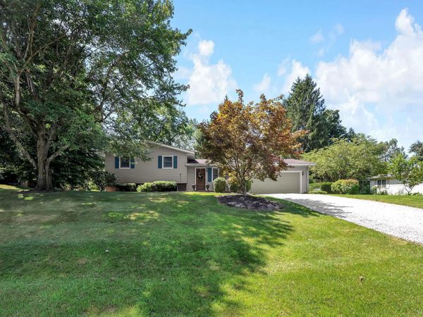 634 Knoll Drive , Granville, OH 43023
