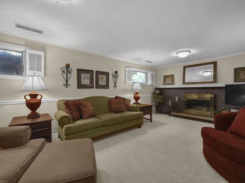 634 Knoll Drive , Granville, OH 43023 Photo 15