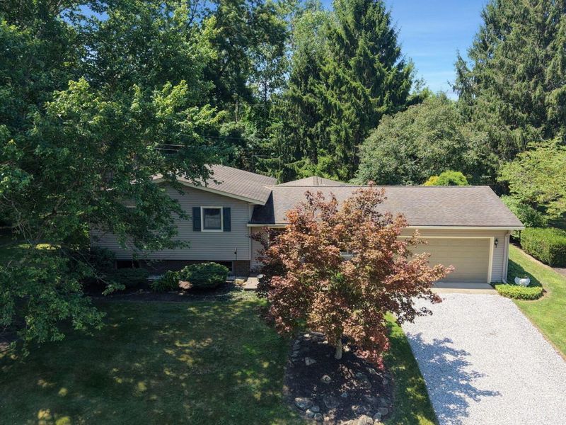 634 Knoll Drive , Granville, OH 43023 Photo 3