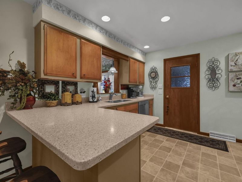 634 Knoll Drive , Granville, OH 43023 Photo 8