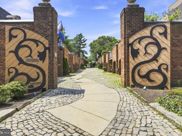 1326 RICHARDS ALLEY, WILMINGTON, DE 19806
