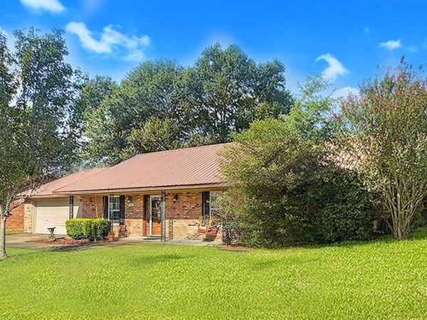 1402 MEADOW BROOK Street, DeRidder, LA 70634