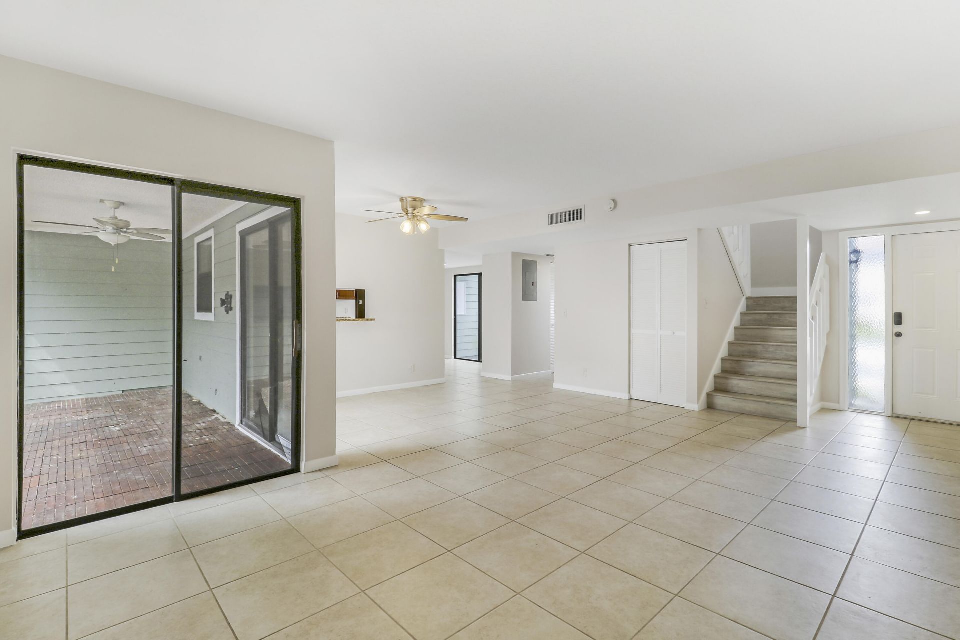 202 Lakewood Drive, Unit 11B, Jupiter, FL 33458 Photo