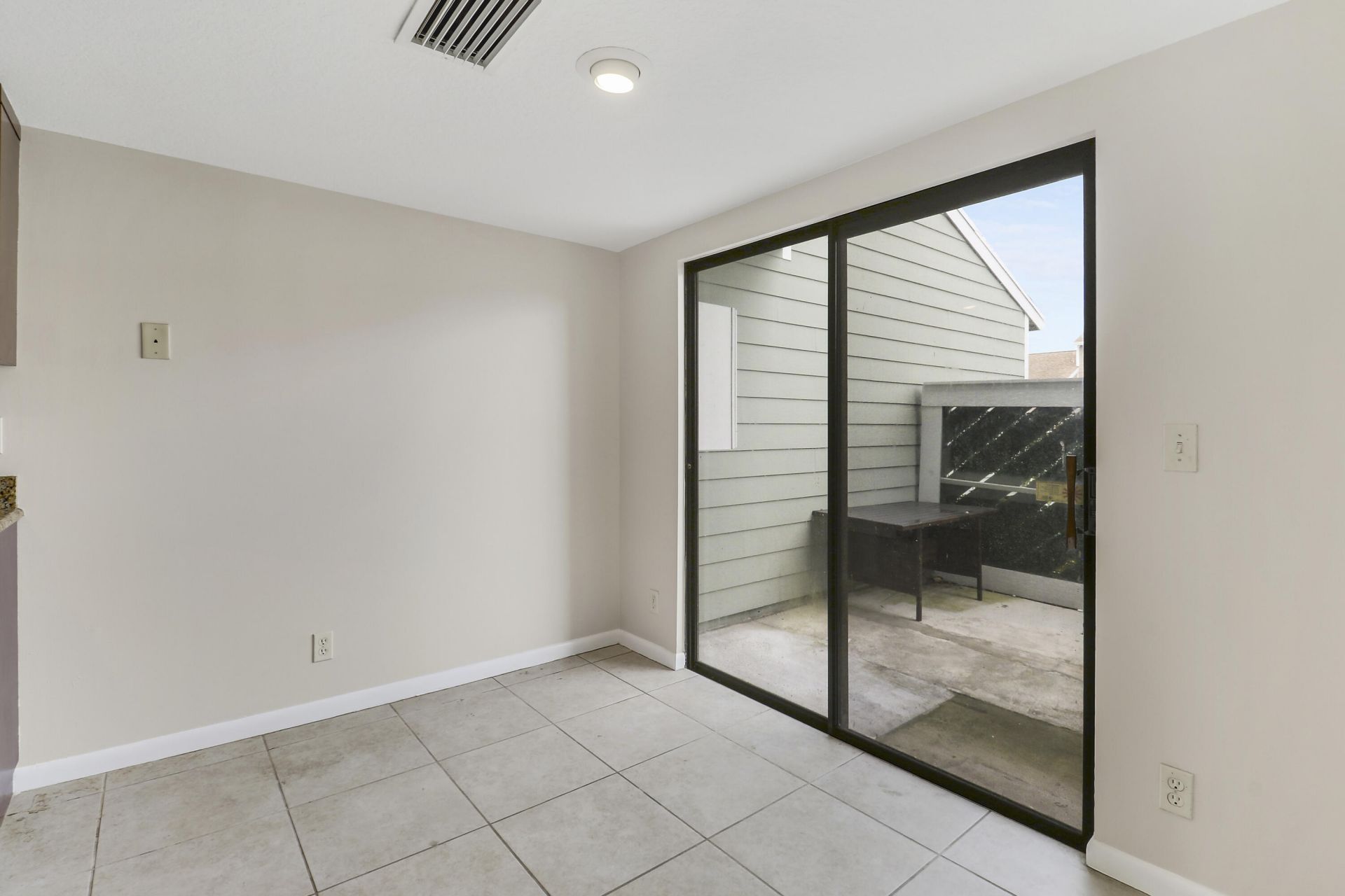 202 Lakewood Drive, Unit 11B, Jupiter, FL 33458 Photo